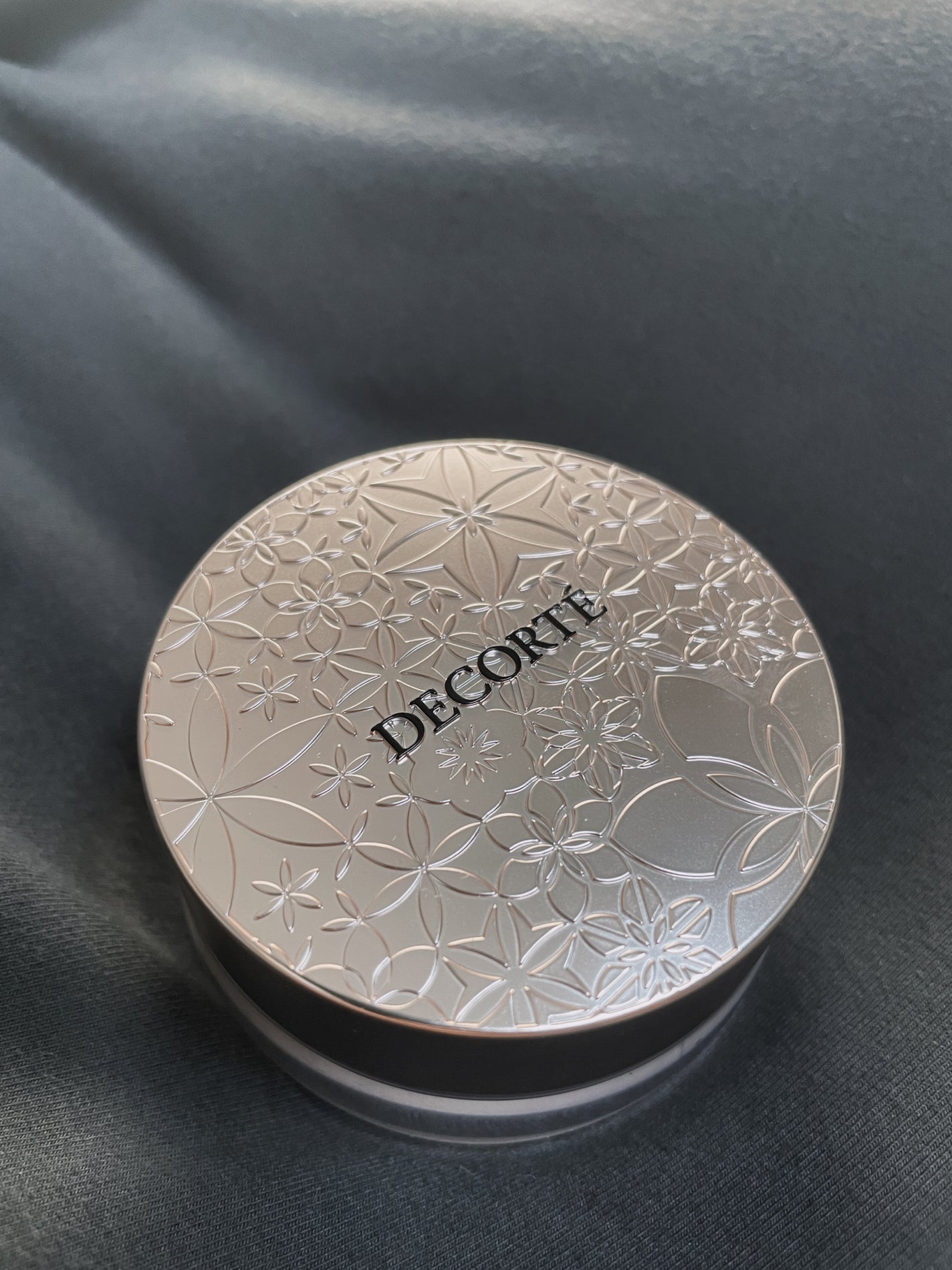 フェイスパウダー/DECORTÉ/ルースパウダーを使ったクチコミ(1枚目)