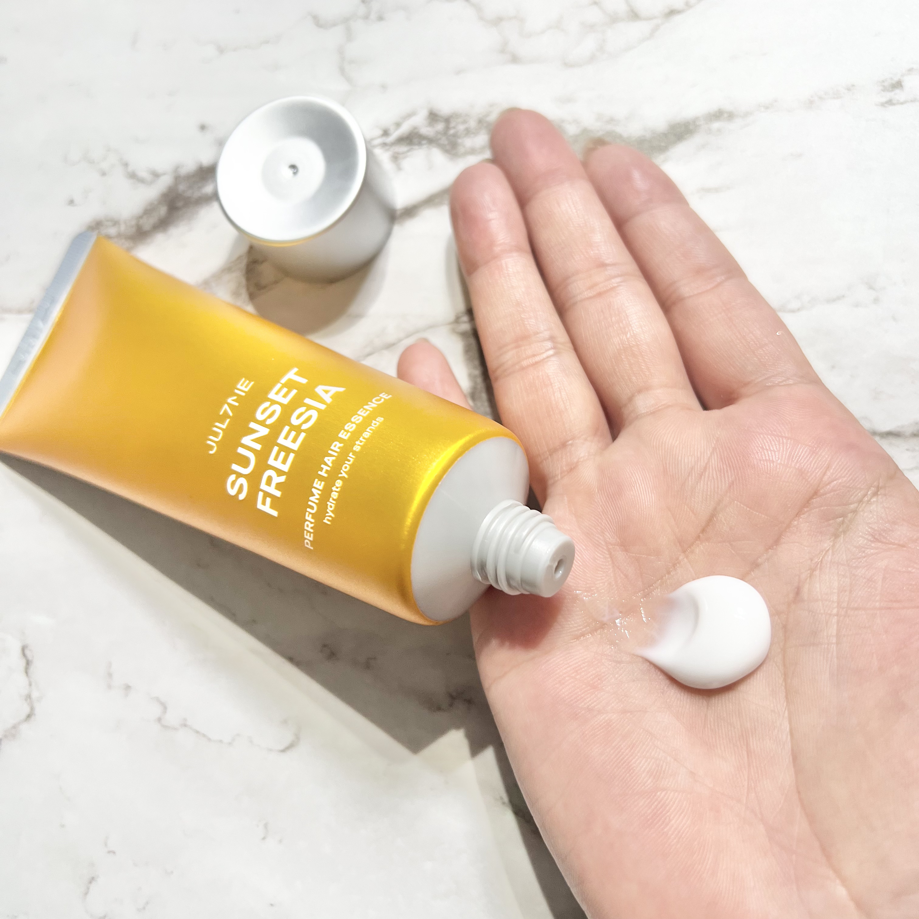 パフュームヘアエッセンス/JUL7ME/ヘアトリートメントを使ったクチコミ（2枚目）