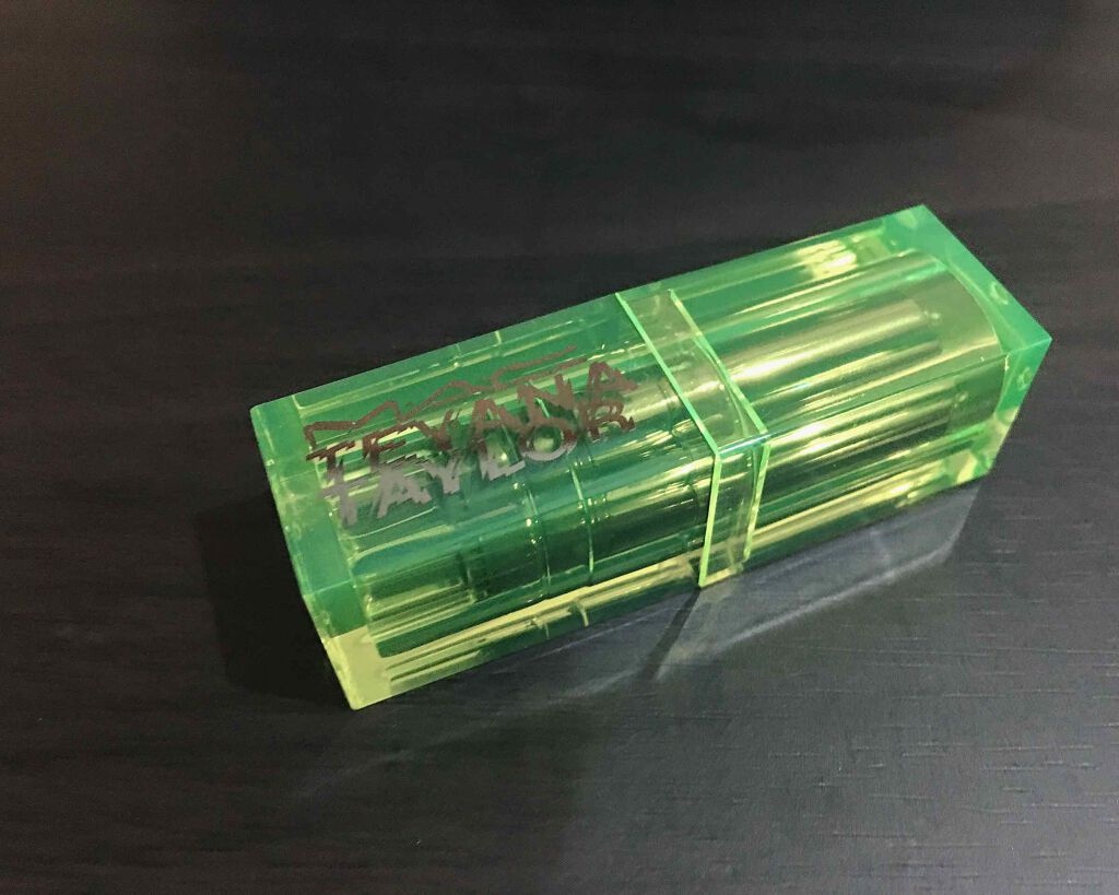 colorful_rouge_f1q on LIPS 「紫リップが好きすぎて紫ばかり集めてます😌M・A・Cのコラボ商品..」(1枚目)