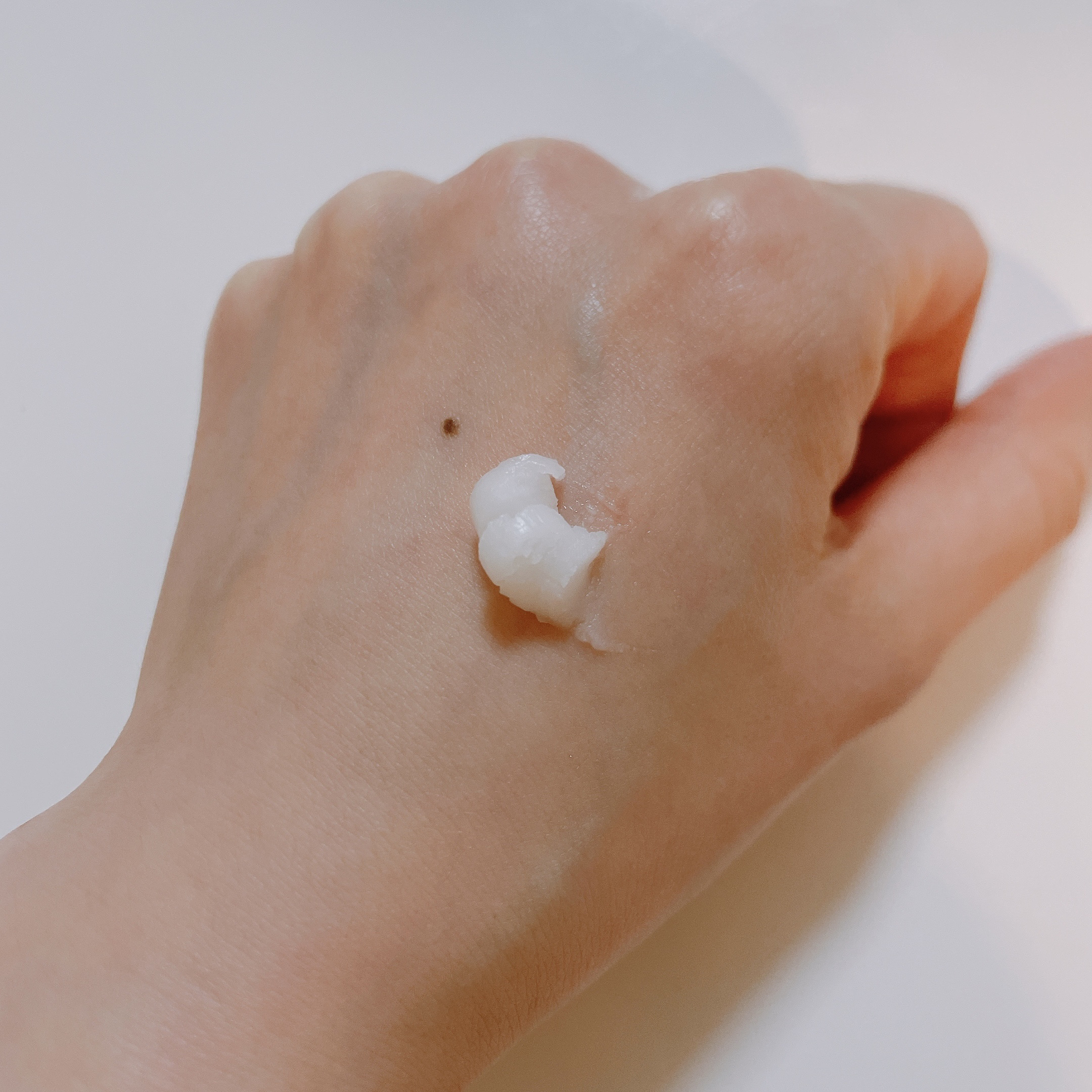 Heart Percent コンマス オン ライフ ブライトニング クレンジングバームのクチコミ「軟らかいバームで、お肌の上で溶けるのも速いです。
ポイントメイクも角栓もきれいになるのに
流し.....」（3枚目）