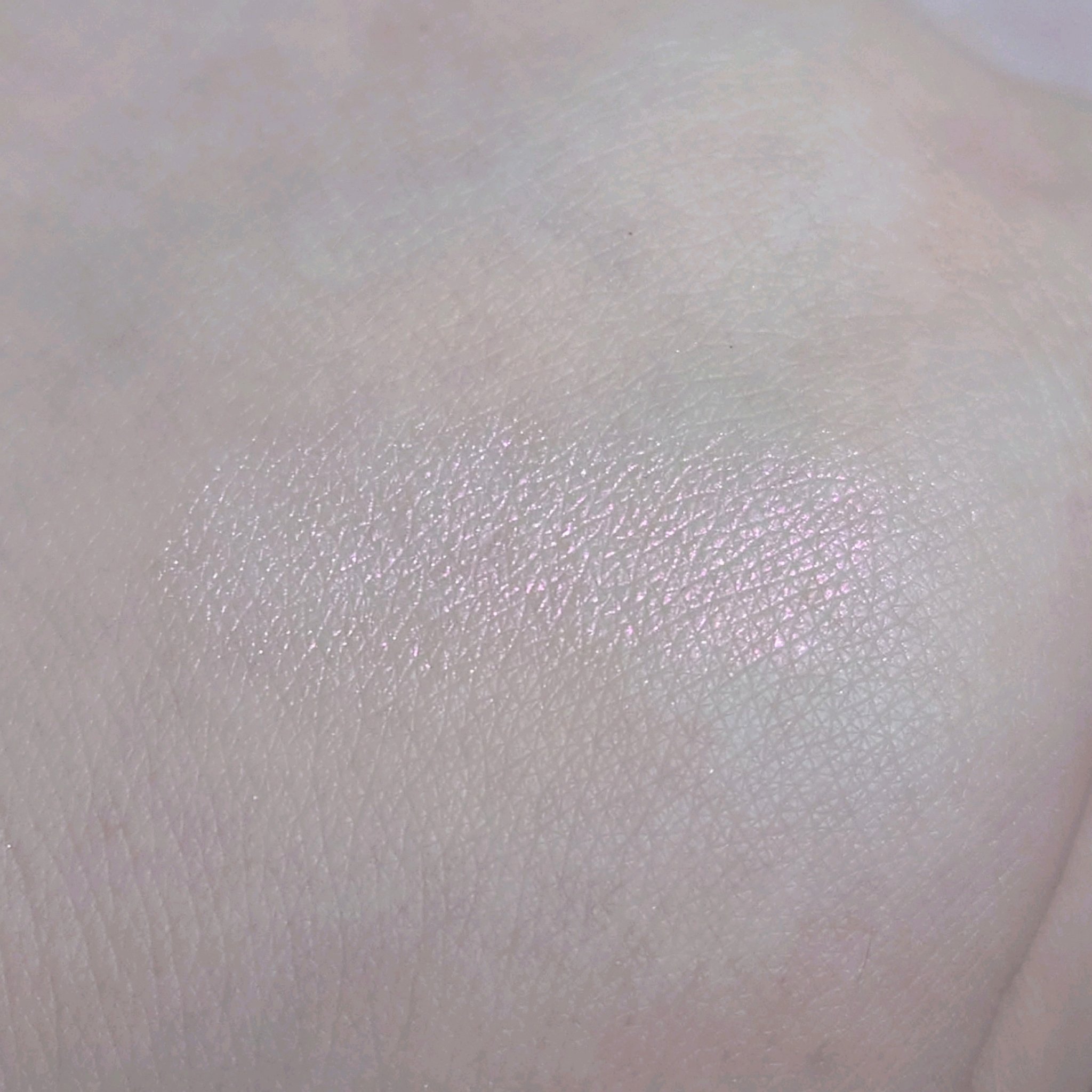 アディクション ザ アイシャドウ パール 032P Private Note/ADDICTION/単色アイシャドウを使ったクチコミ（3枚目）