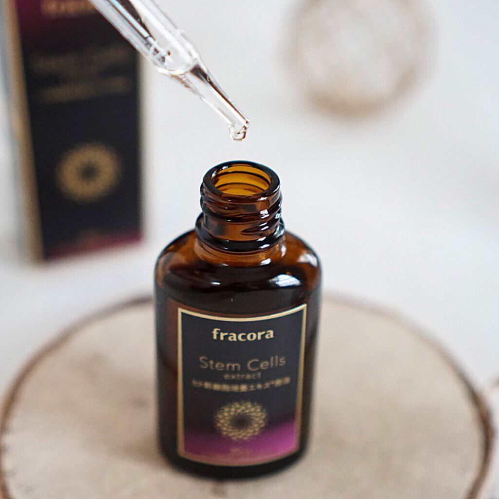ヒト幹細胞培養エキス原液/fracora/美容液を使ったクチコミ(4枚目)