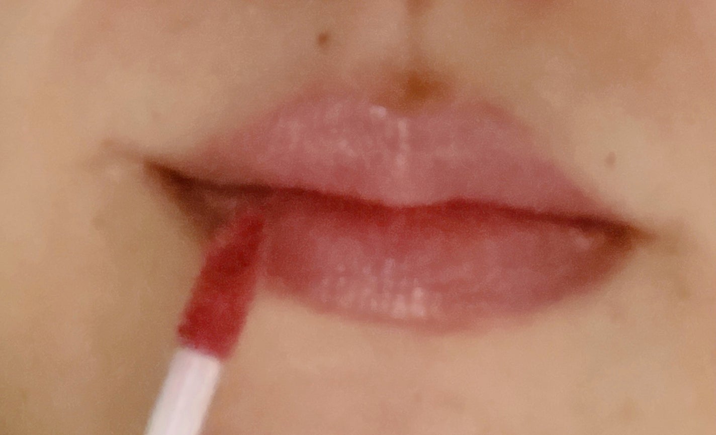 min on LIPS 「#透明感爆上げメイク🌼マリークヮントカラーシャインフォーリップ..」(3枚目)