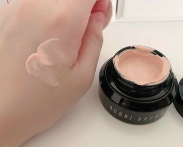 イルミネイティング フェイス ベース/BOBBI BROWN/化粧下地を使ったクチコミ（3枚目）