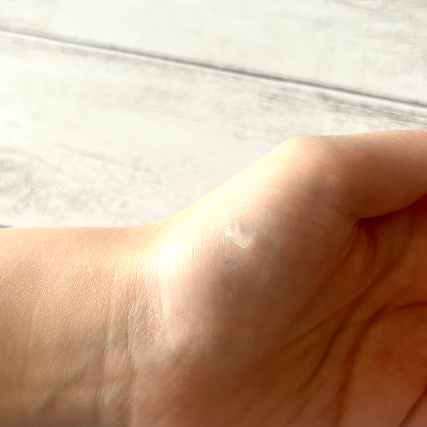 ソリッドイン リップエッセンス/Torriden/リップ美容液を使ったクチコミ(2枚目)