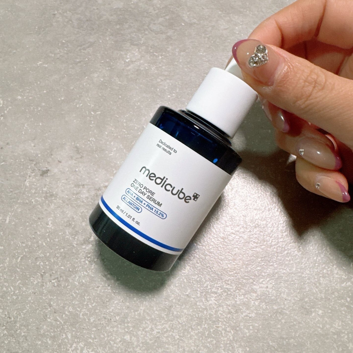 ゼロ毛穴1DAYセラム/MEDICUBE/美容液を使ったクチコミ(2枚目)