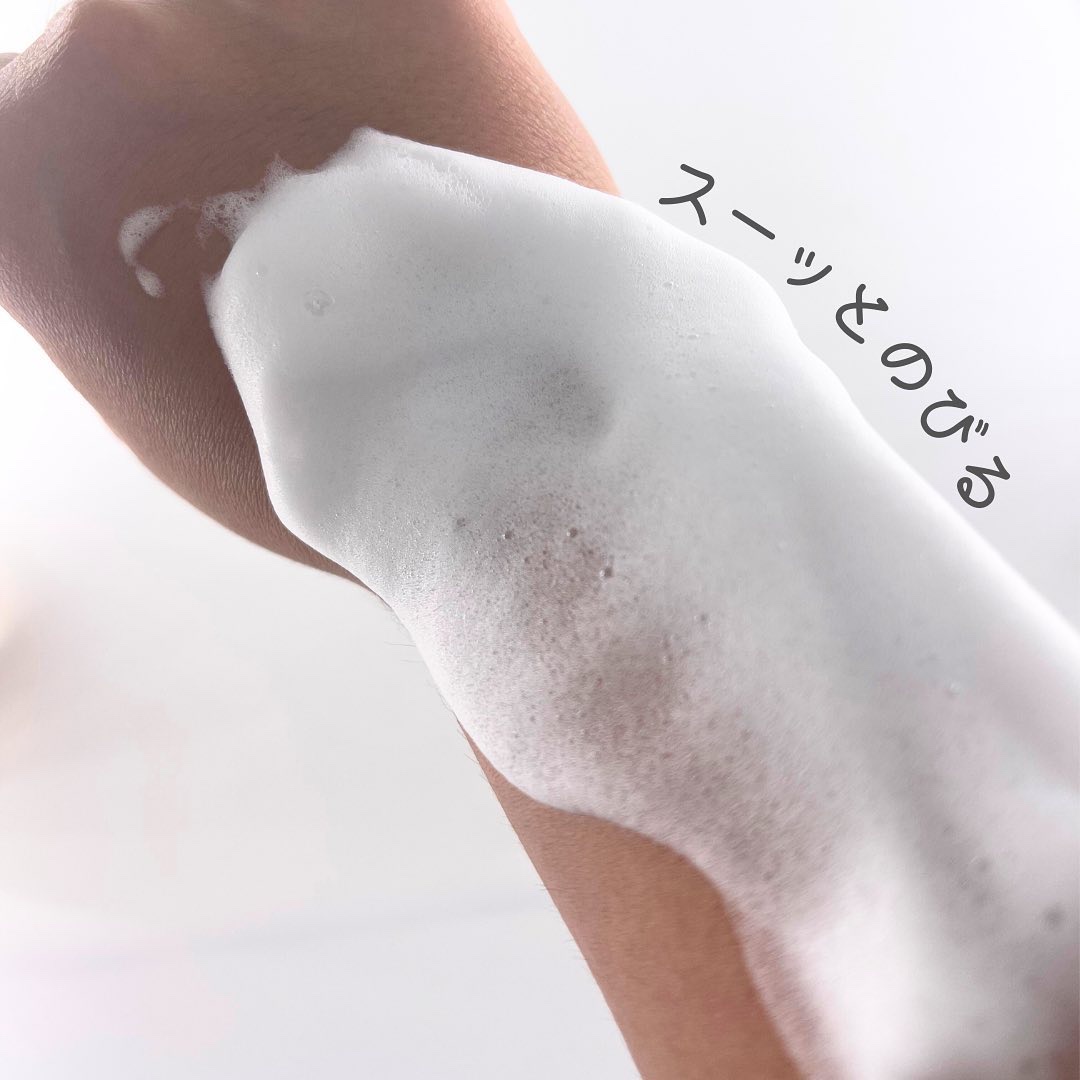 ビオレu ザ ボディ 泡タイプ モイスチャースムース 本体 540ml/ビオレu/ボディソープを使ったクチコミ（2枚目）