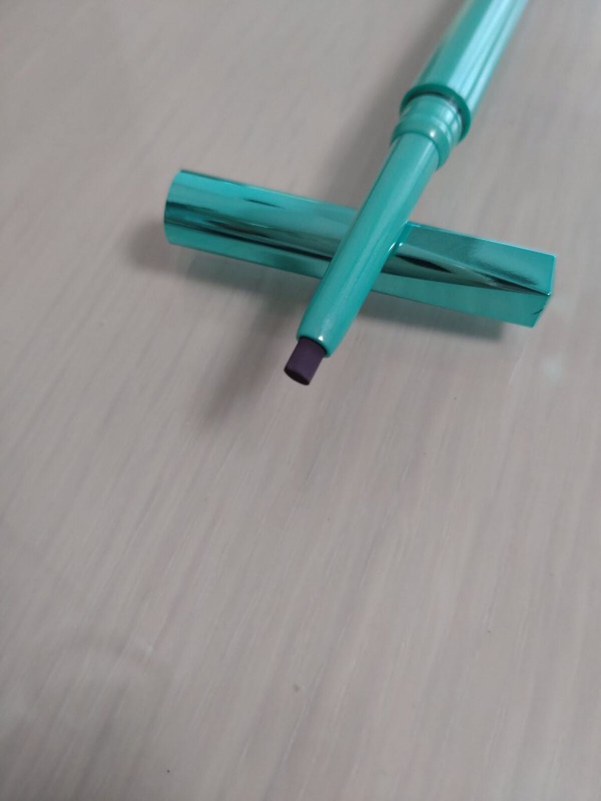 「密着アイライナー」クリームペンシル/デジャヴュ/ペンシルアイライナーを使ったクチコミ(3枚目)