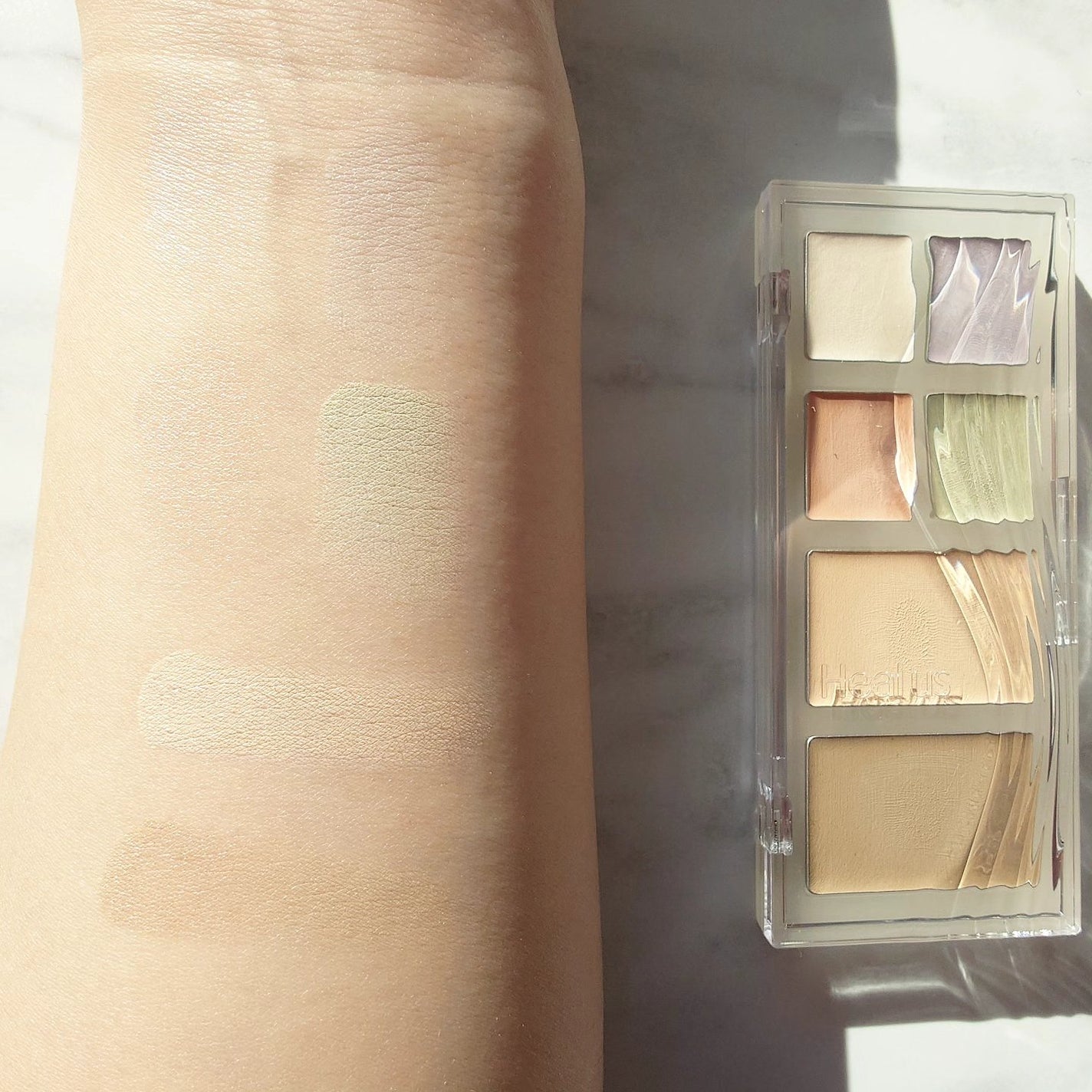 ブリージングコンシーラーパレット/Healus/パレットコンシーラーを使ったクチコミ(3枚目)