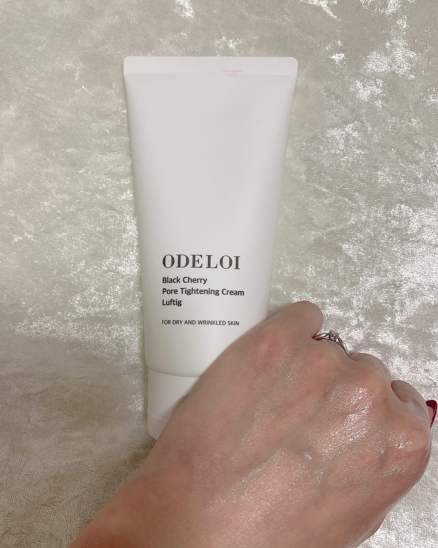 MAI【フォロバ&リムバ100】 on LIPS 「🍒【ODELOI】ブラックチェリー毛穴収縮クリーム🍒\広がった..」(3枚目)