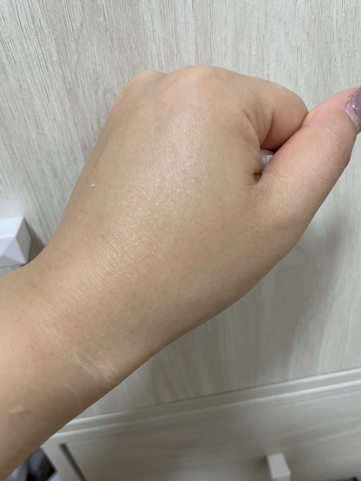 オールアワーズ リキッド MN1/YVES SAINT LAURENT BEAUTE/リキッドファンデーションを使ったクチコミ（3枚目）