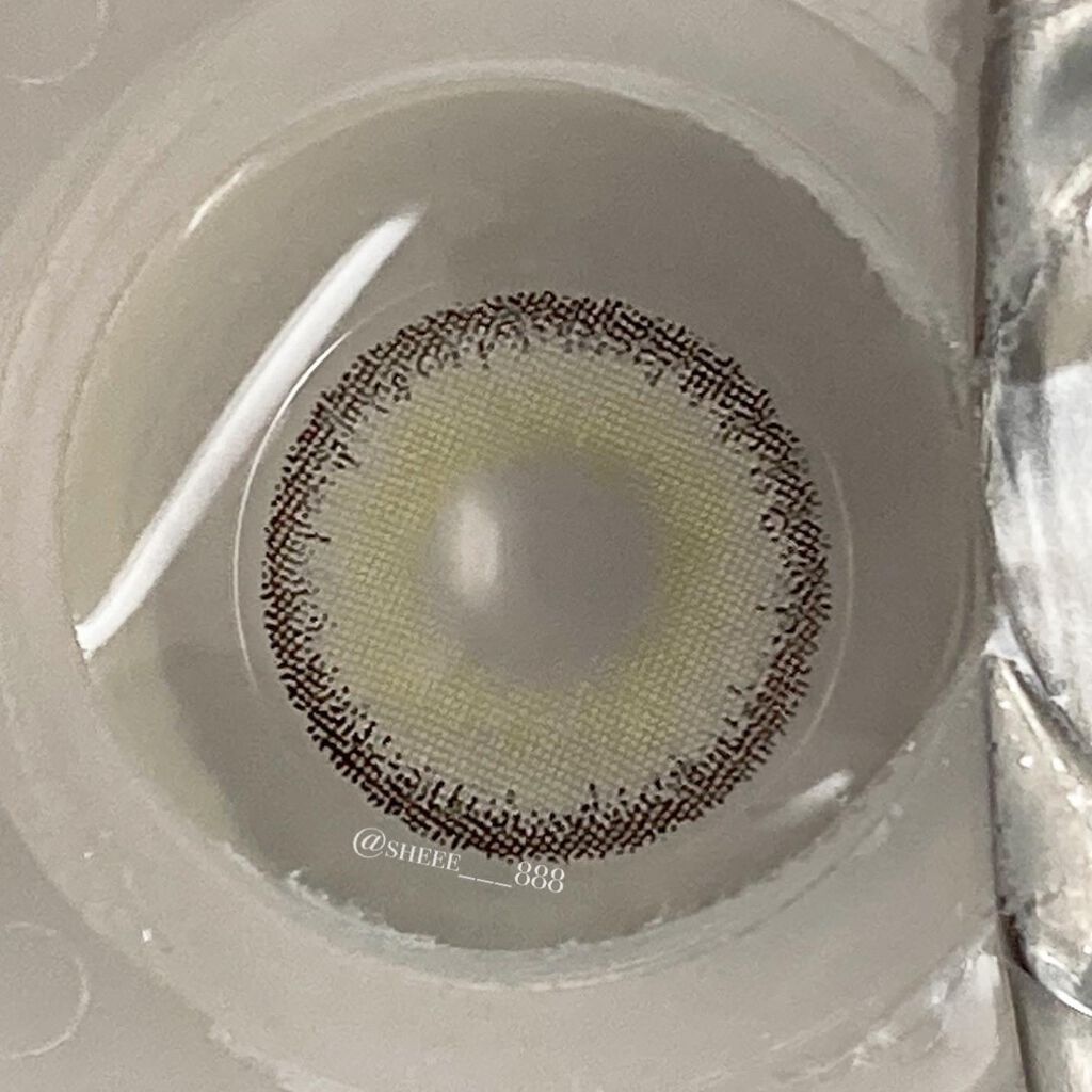 シルエットワンデー/蜜のレンズ/ワンデー(1DAY)カラコンを使ったクチコミ(3枚目)