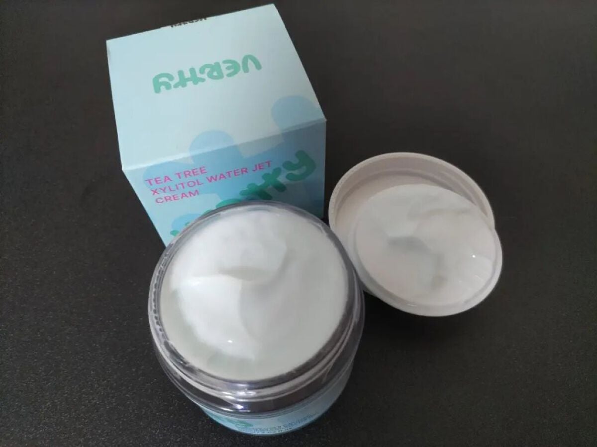 ティーツリーキシリトールウォータージェットクリーム/Vertty/フェイスクリームを使ったクチコミ(2枚目)