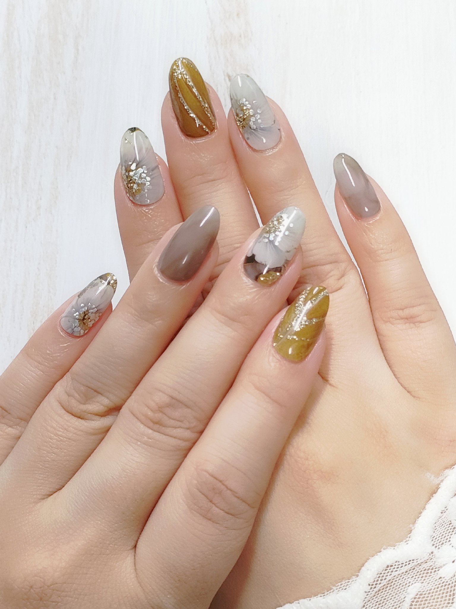 貼って固めるジェルネイルシール/Ururila/ネイルシールを使ったクチコミ（3枚目）