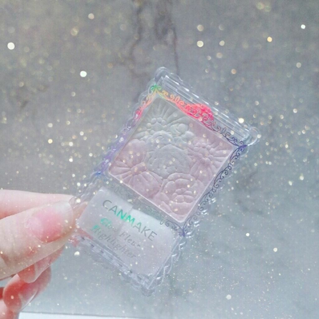 グロウフルールハイライター/キャンメイク/パウダーハイライトを使ったクチコミ(1枚目)