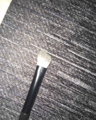 UR GLAM　DUO EYESHADOW BRUSH A（デュオアイシャドウブラシA）/U R GLAM/メイクブラシを使ったクチコミ（2枚目）