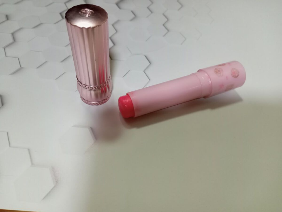 RH リップカラートリートメント フェミニンピンク/フォーチュン/リップケアを使ったクチコミ（2枚目）