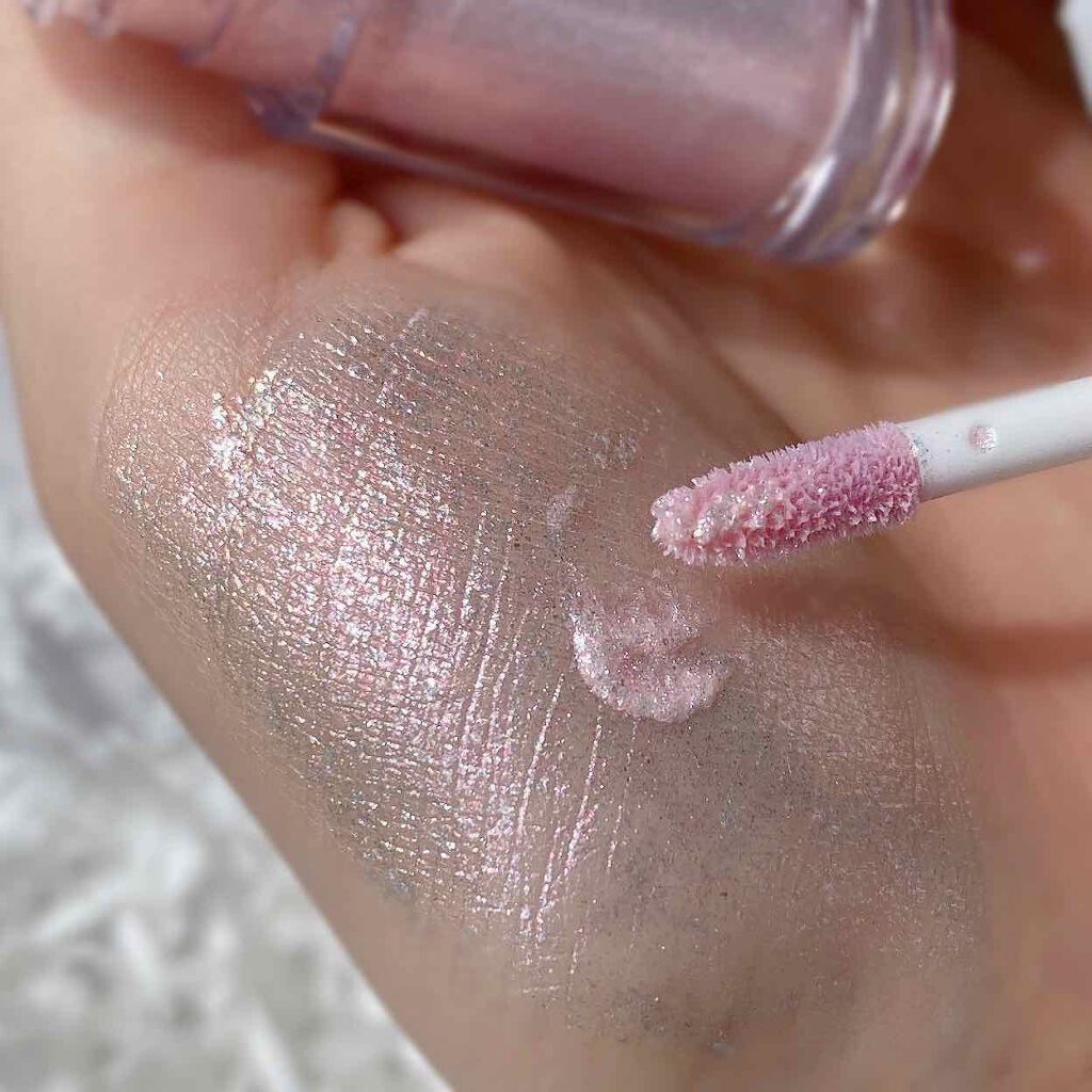 シュガー トゥインクル リキッド シャドウ/PERIPERA/リキッドアイシャドウを使ったクチコミ(3枚目)