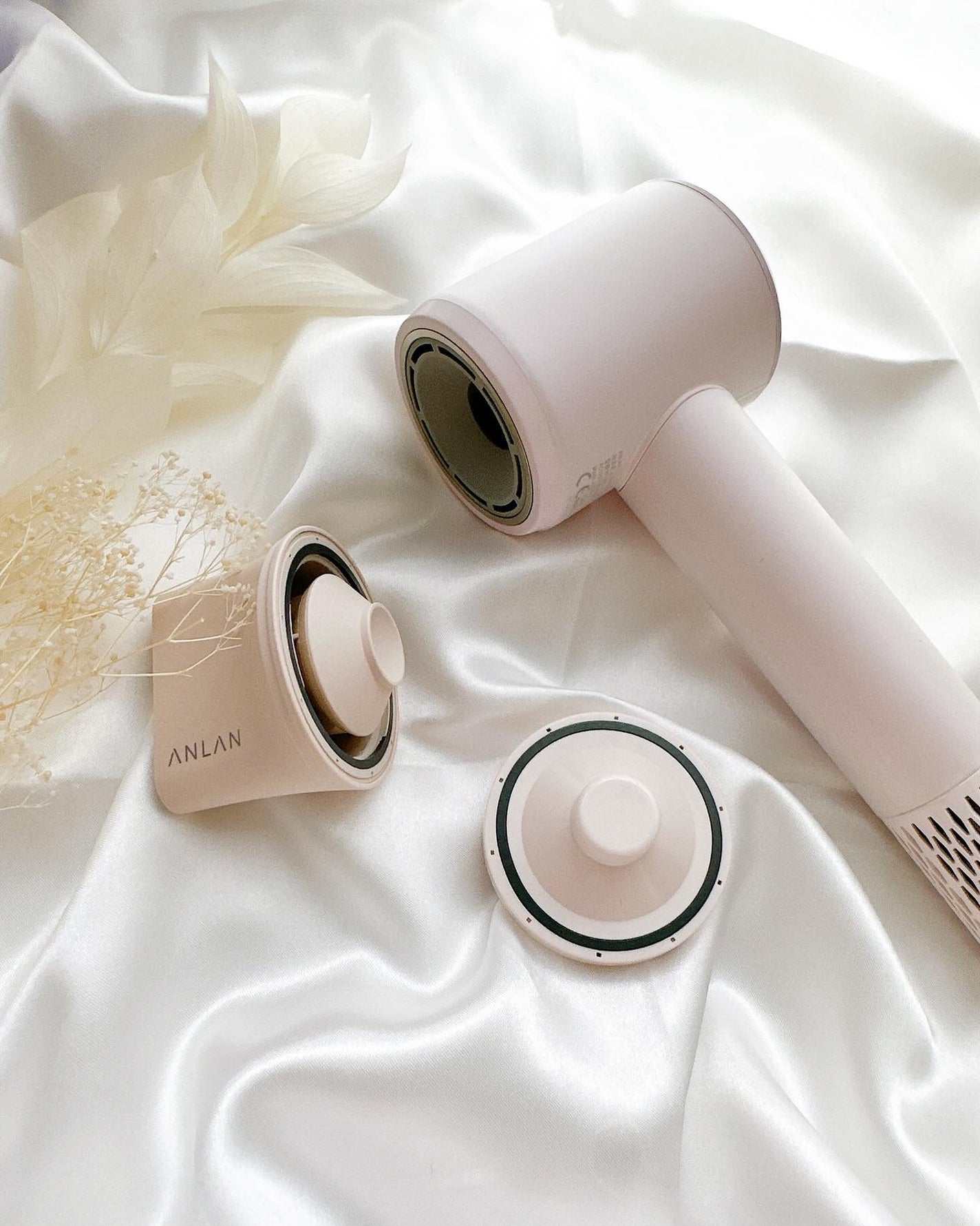 めるᙏ̤̫͚𓍯フォロバ on LIPS 「〖ANLAN〗ANLANの新発売ダブルケアドライヤー速乾5m³..」(5枚目)