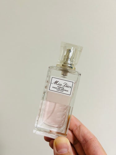 Dior ミス ディオール ヘア ミストのクチコミ「Dior　ミス ディオール ヘア ミスト　30ml 税込6600円。

ミス ディオールから、.....」（3枚目）