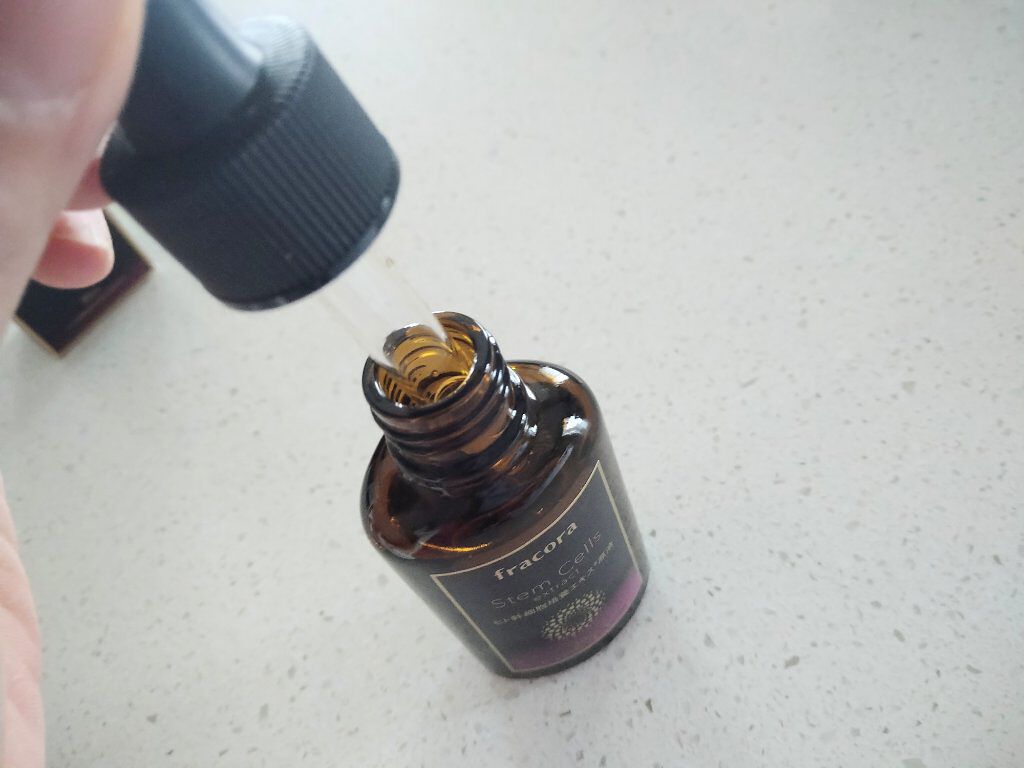 ヒト幹細胞培養エキス原液 30ml/fracora/美容液を使ったクチコミ（2枚目）