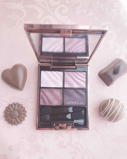ベルベットフルアイズ/LUNASOL/アイシャドウパレットを使ったクチコミ(1枚目)