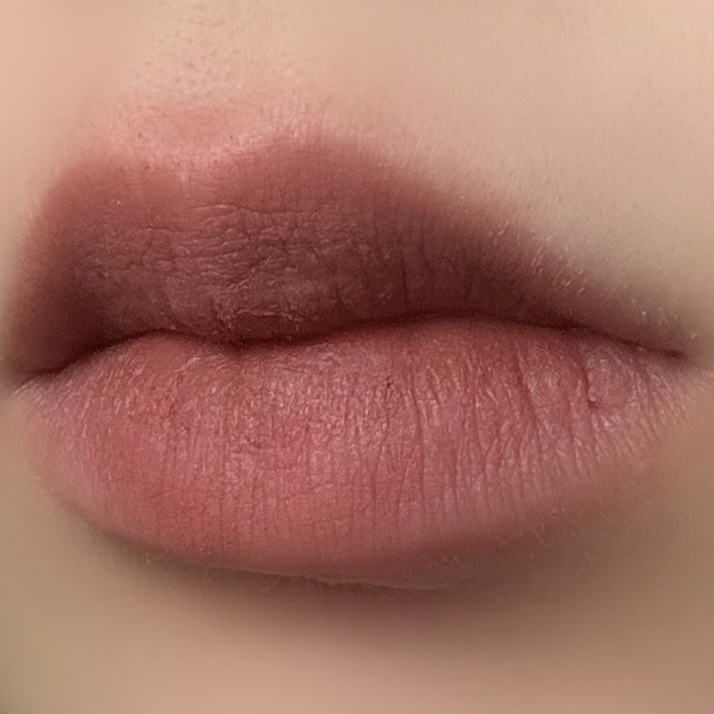 リトルエンジェルフェザーマットリップ/FlowerKnows/口紅を使ったクチコミ（2枚目）