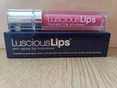 
Luscious Lips

話題のグロス、ラシャスリップス！

プレゼントで買ったところすごい喜ばれて、相手の方がリピ買いまでしてるのを見て
自分用にも購入。

普段からあまり口が乾燥とかもなく、リ