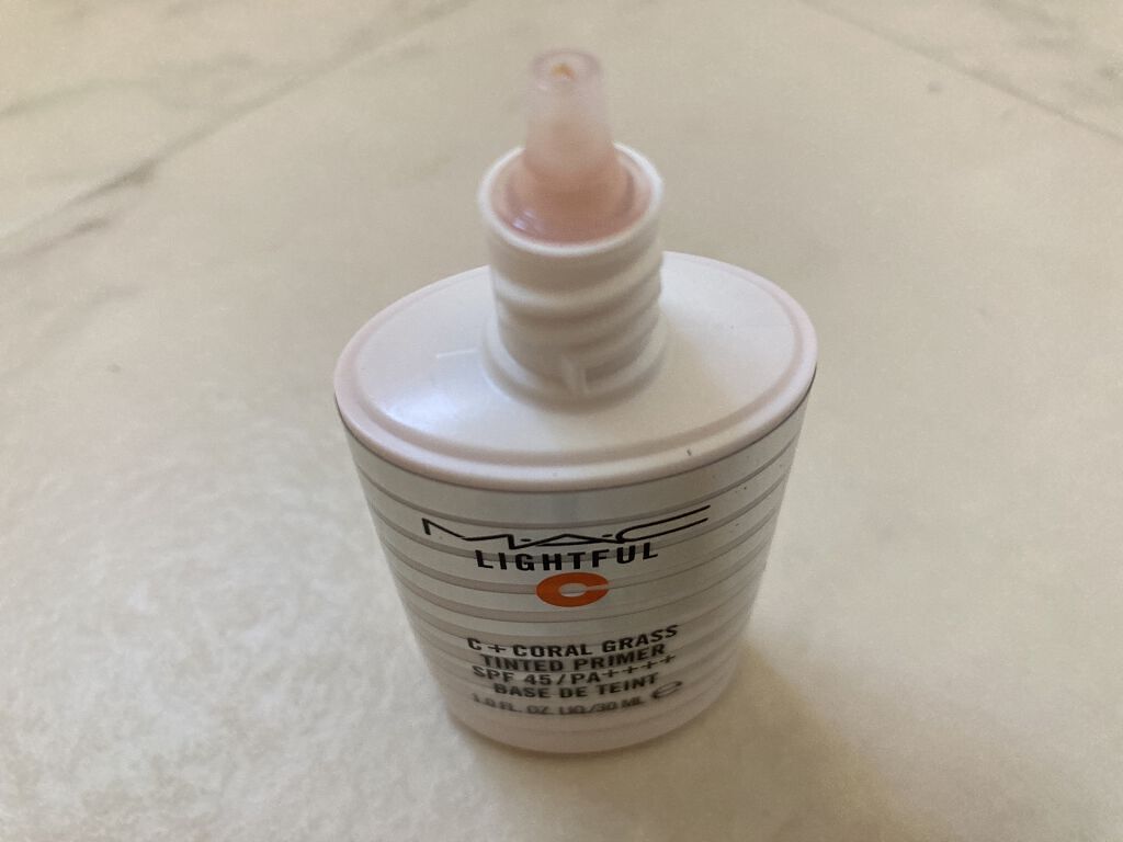 ライトフル Ｃ＋ティンティッド プライマーSPF45(PA++++)/M・A・C/化粧下地を使ったクチコミ（2枚目）