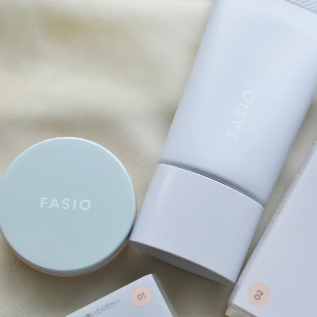 ウルトラカバー コンシーラー WP/FASIO/クリームコンシーラーを使ったクチコミ（2枚目）