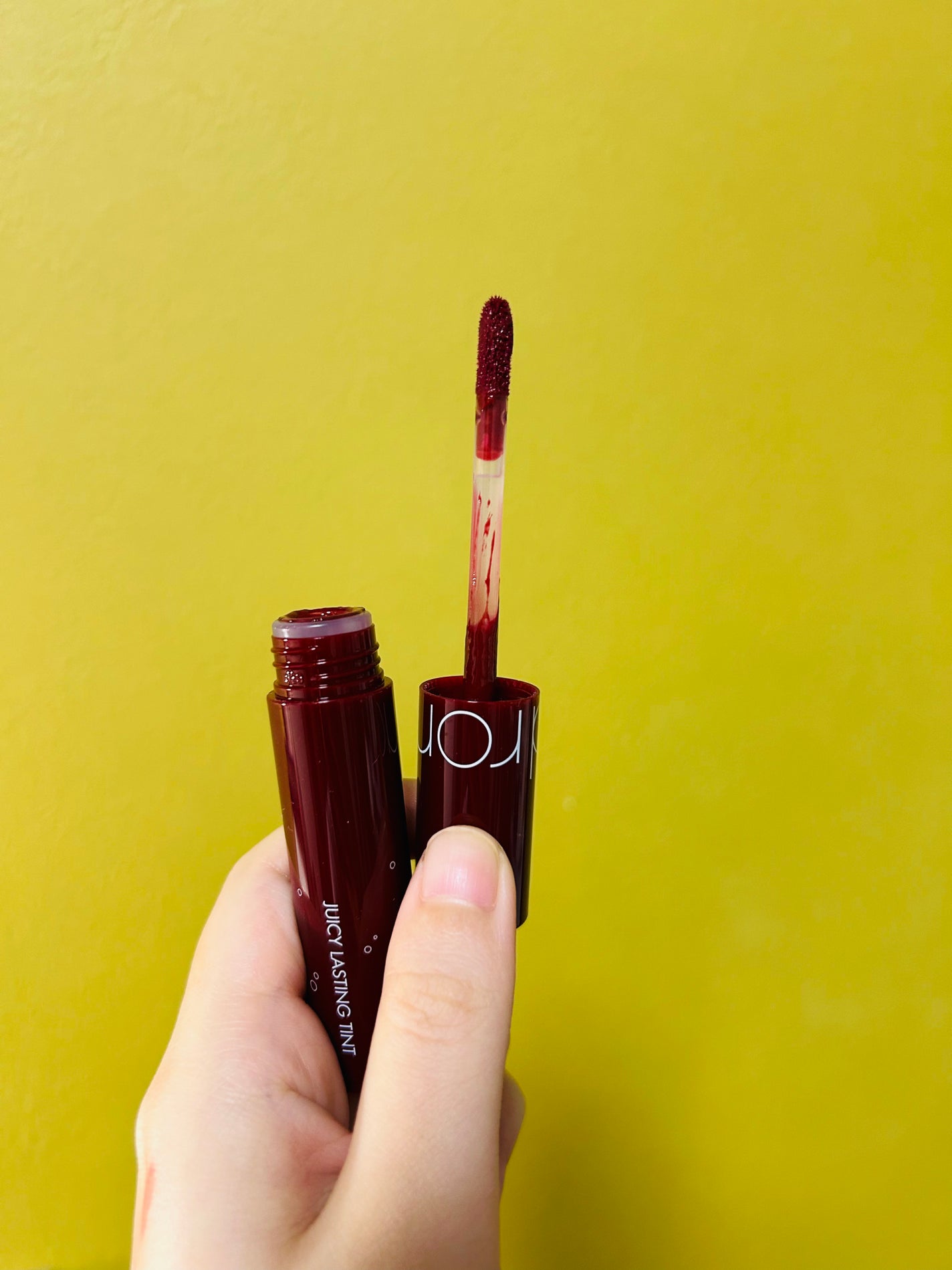 ジューシーラスティングティント/rom&nd/リップティントを使ったクチコミ(9枚目)