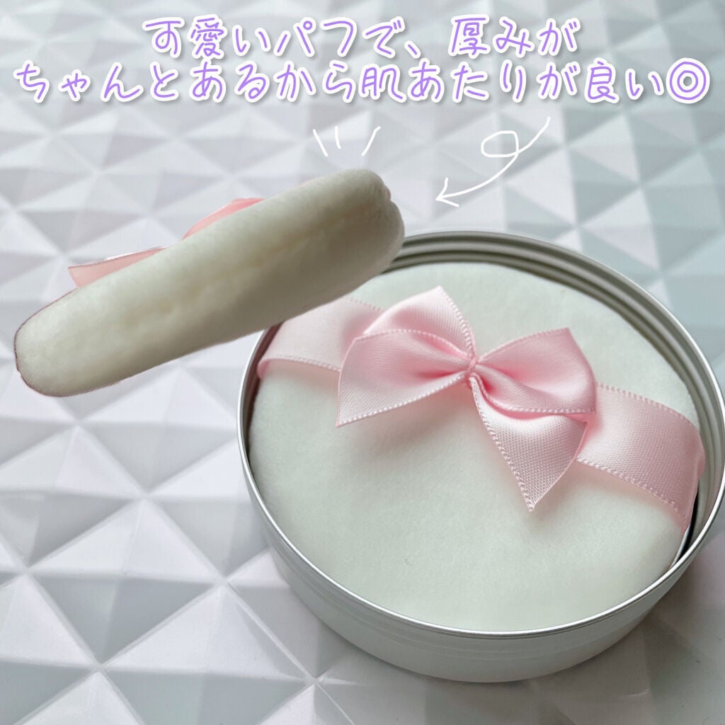 すっぴんパウダー B サクラスウィートソローの香り 2022/クラブ/プレストパウダーを使ったクチコミ(2枚目)