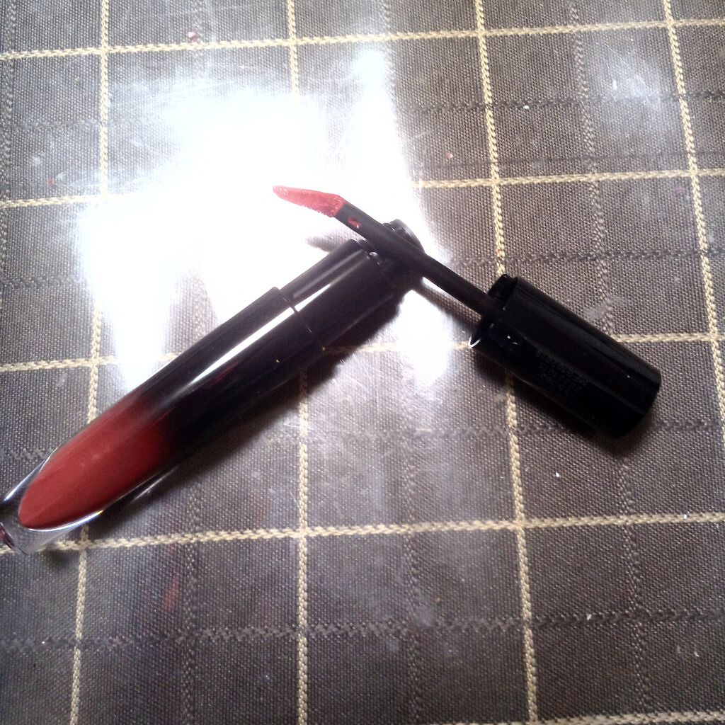 ブリリアントシグネチャー/ロレアル パリ/口紅を使ったクチコミ（2枚目）