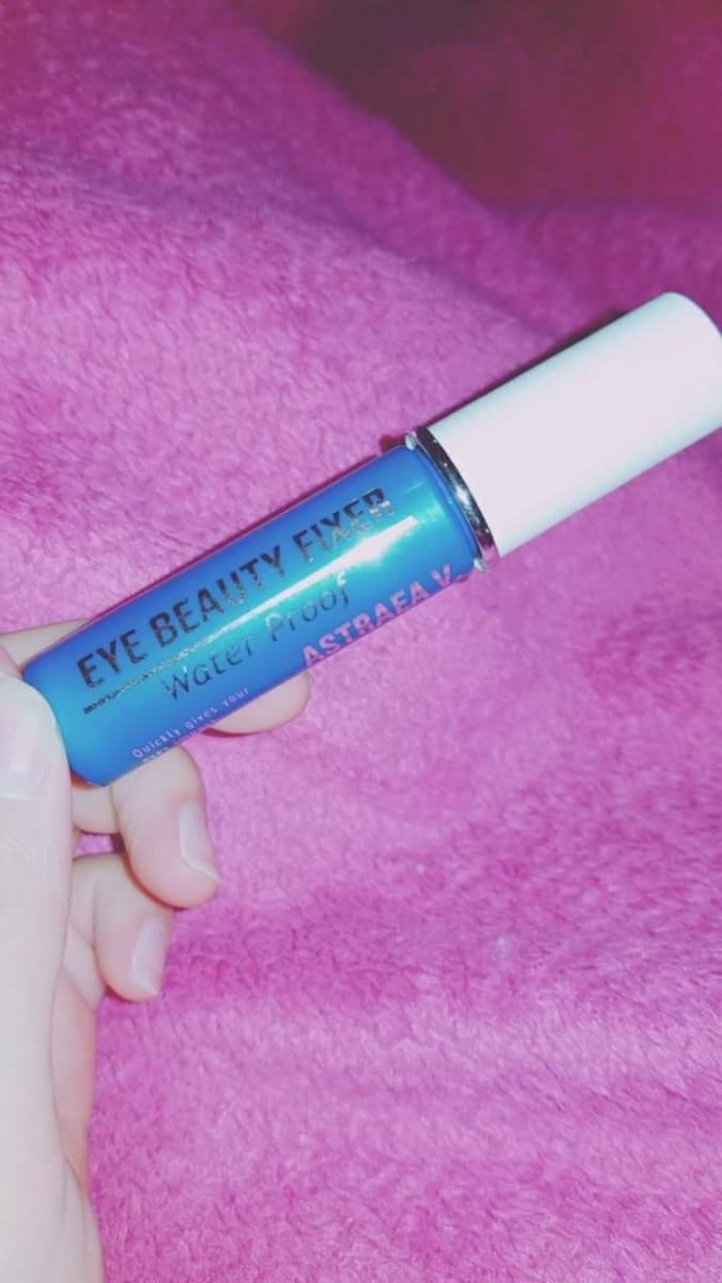 アイビューティー フィクサー WP/アストレア ヴィルゴ/二重まぶた用アイテムを使ったクチコミ(2枚目)