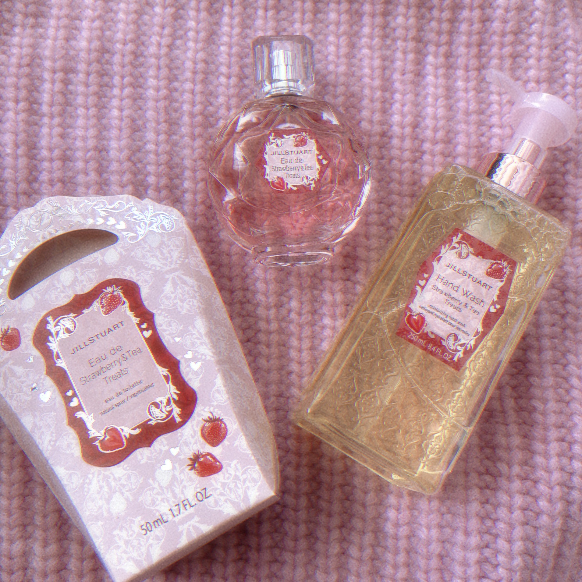 ジルスチュアート ハンドウォッシュ ストロベリー&ティー トリーツ/JILL STUART/ハンドソープを使ったクチコミ（1枚目）