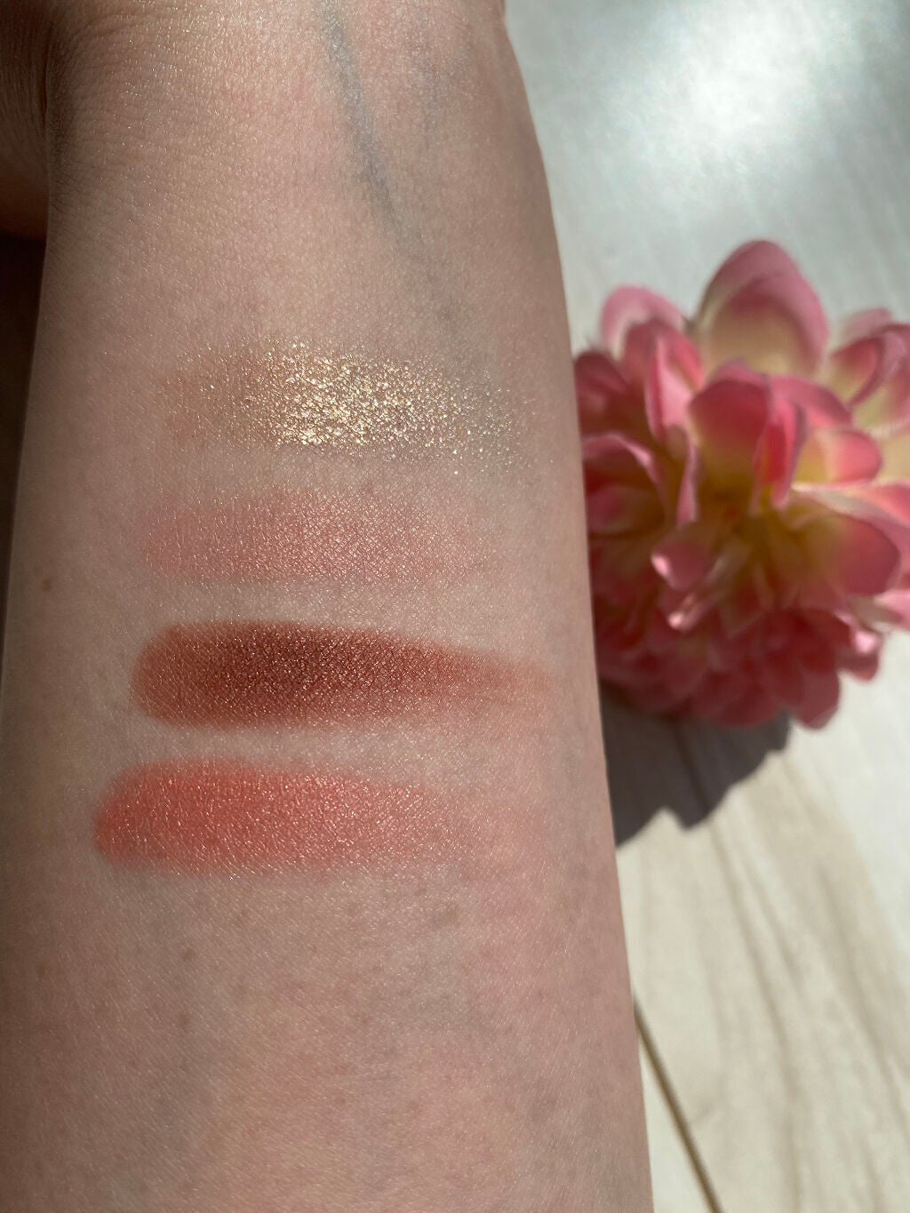 シルキースフレアイズ(マットタイプ)/キャンメイク/アイシャドウパレットを使ったクチコミ(4枚目)