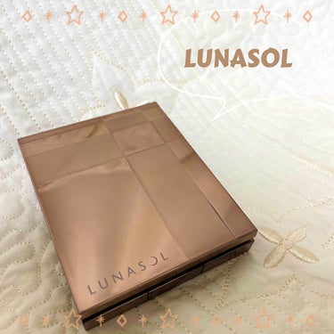 スキンモデリングアイズ/LUNASOL/アイシャドウパレットを使ったクチコミ（1枚目）