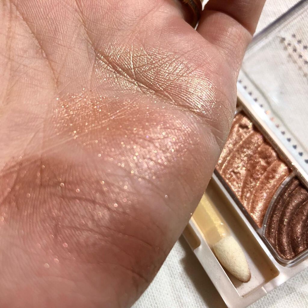 トーンアップアイシャドウ/CEZANNE/アイシャドウパレットを使ったクチコミ(8枚目)