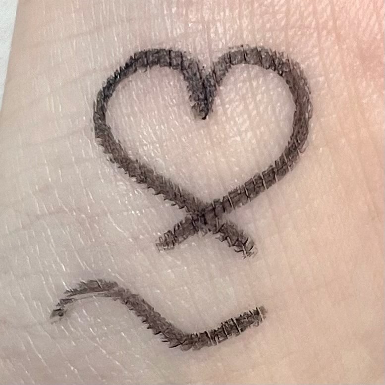 クリーミータッチライナー/キャンメイク/ジェルアイライナーを使ったクチコミ（3枚目）