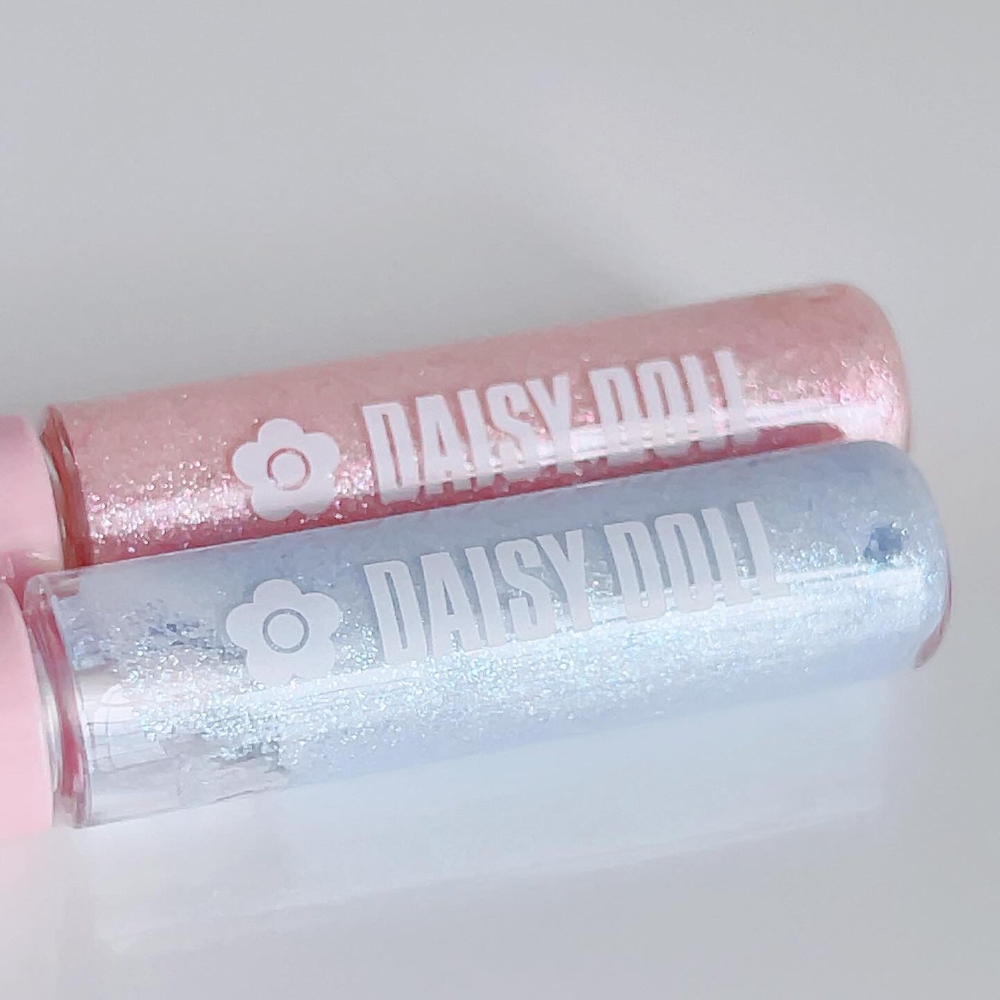 グリッターアイカラー/DAISY DOLL by MARY QUANT/グリッターを使ったクチコミ(2枚目)