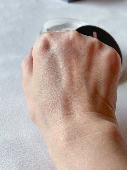 フィニッシングパウダー マット/チャコット・コスメティクス/ルースパウダーを使ったクチコミ(4枚目)