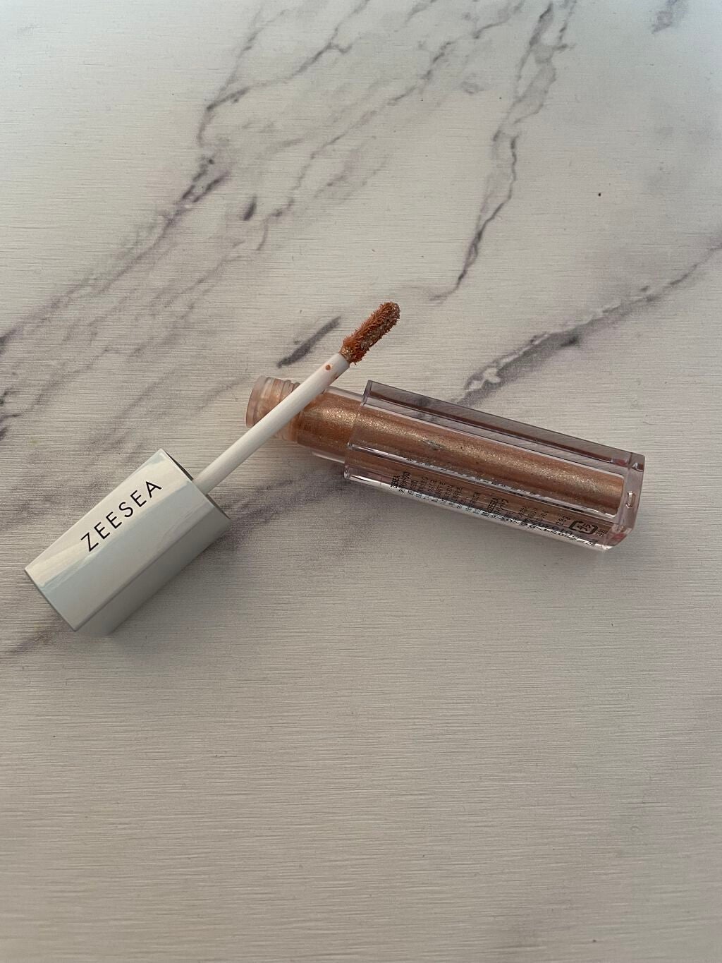 ダイヤモンドシリーズ 星空リキッドアイシャドウ/ZEESEA/リキッドアイシャドウを使ったクチコミ(2枚目)