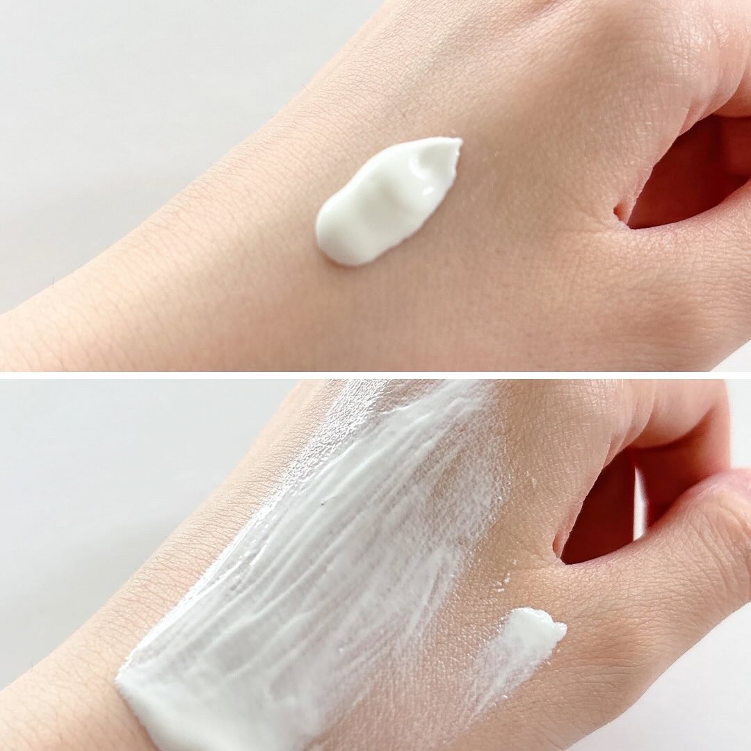 スーパーモイスチャーUVライトアップエッセンス/スキンアクア/日焼け止めローションを使ったクチコミ（2枚目）