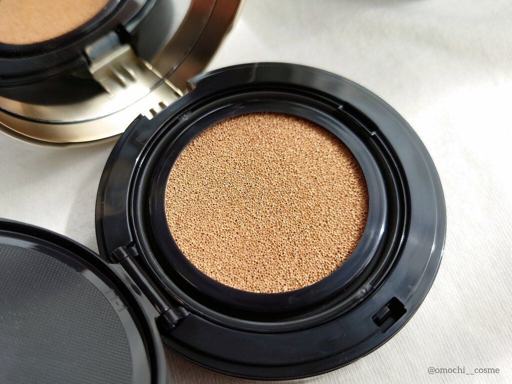 フローレス ルミエール ラディアンス パーフェクティング クッション/ローラ メルシエ/クッションファンデーションを使ったクチコミ(2枚目)