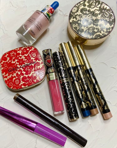 ブラッシュオブローズ ルミナスチークカラー レッドレースエディション 400/DOLCE&GABBANA BEAUTY/パウダーチークを使ったクチコミ（2枚目）