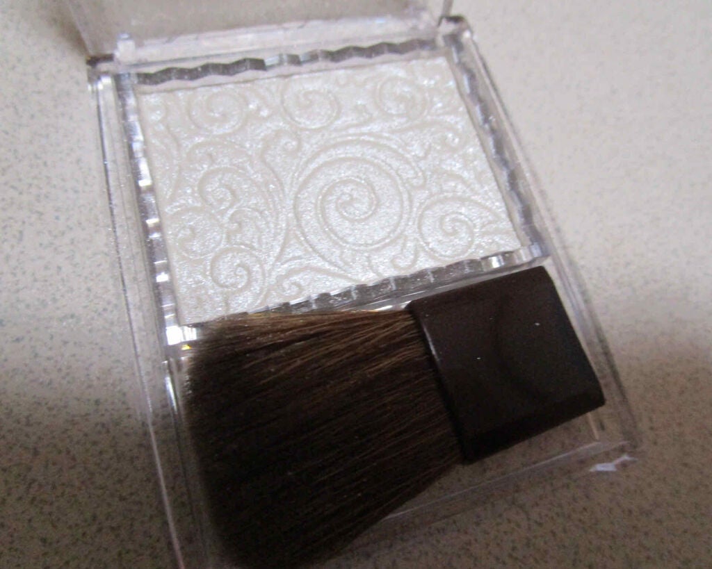 パールグロウハイライト/CEZANNE/パウダーハイライトを使ったクチコミ(2枚目)