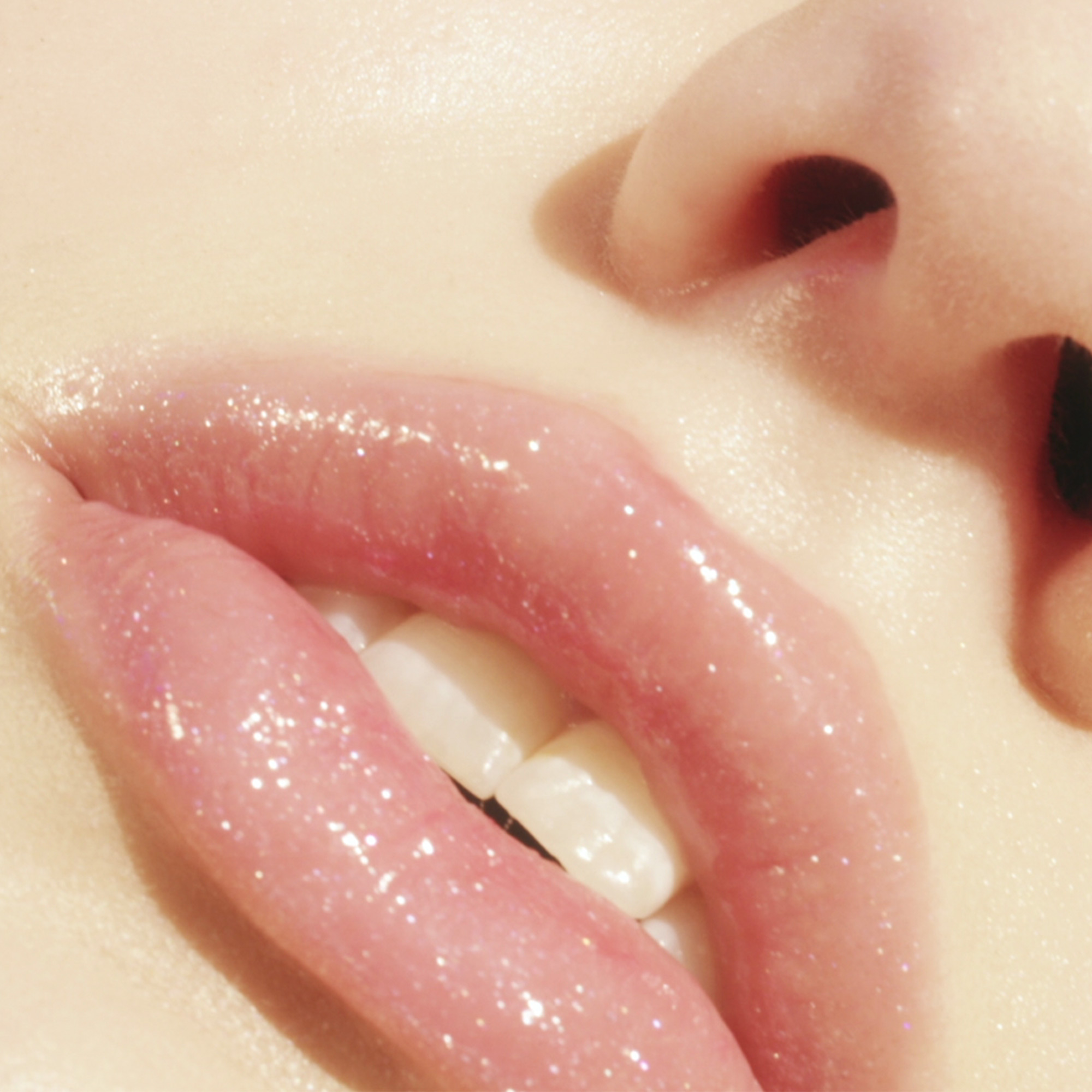 パラダイスオーロラシャインリップトリートメント スターダスト