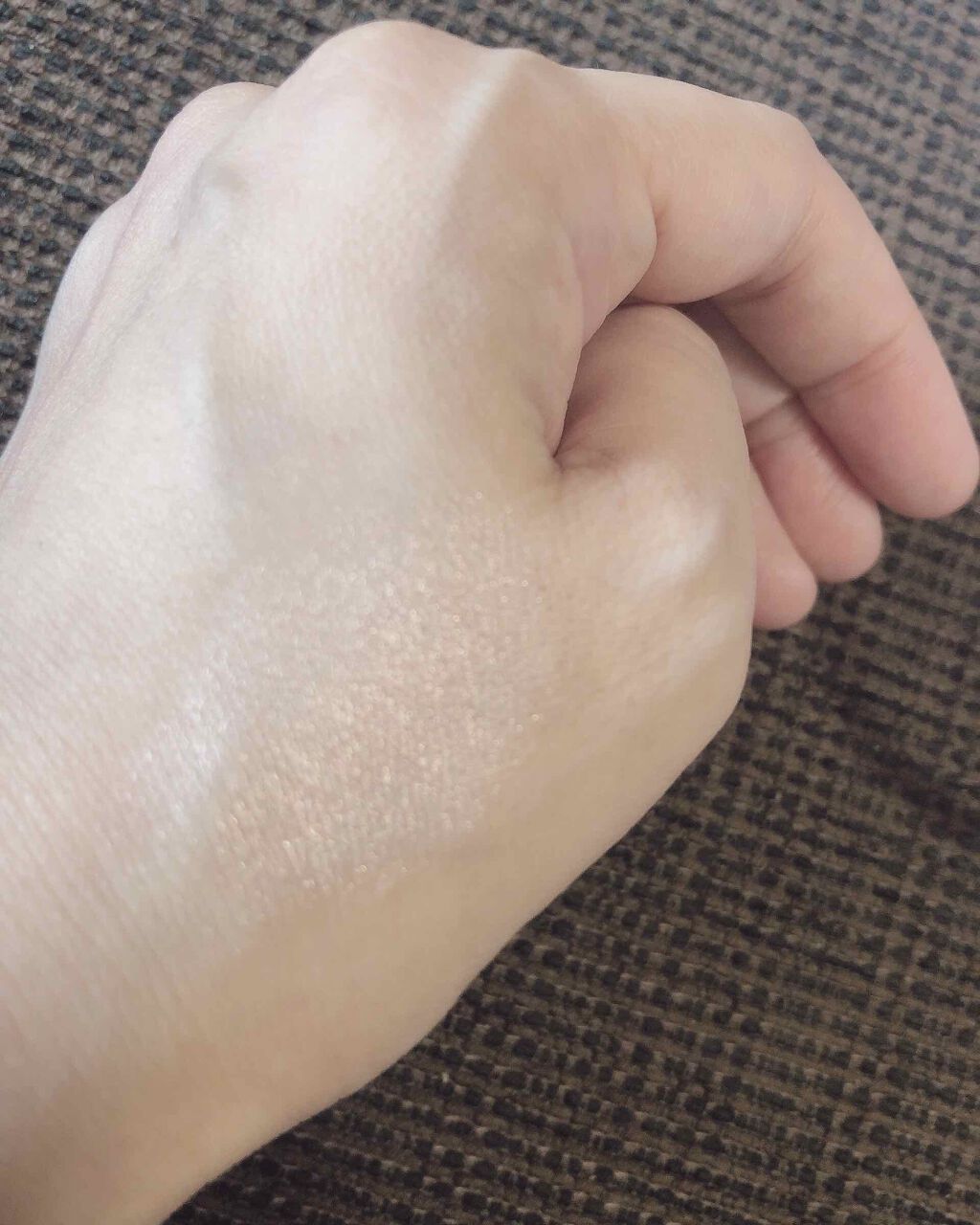 パウダー ポップ フラワー ハイライター/CLINIQUE/パウダーハイライトを使ったクチコミ（3枚目）