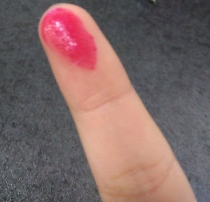 fresh_lips_itbo on LIPS 「【使った商品】ダイソー ハートリングリップグロス【色味】エレガ..」(4枚目)