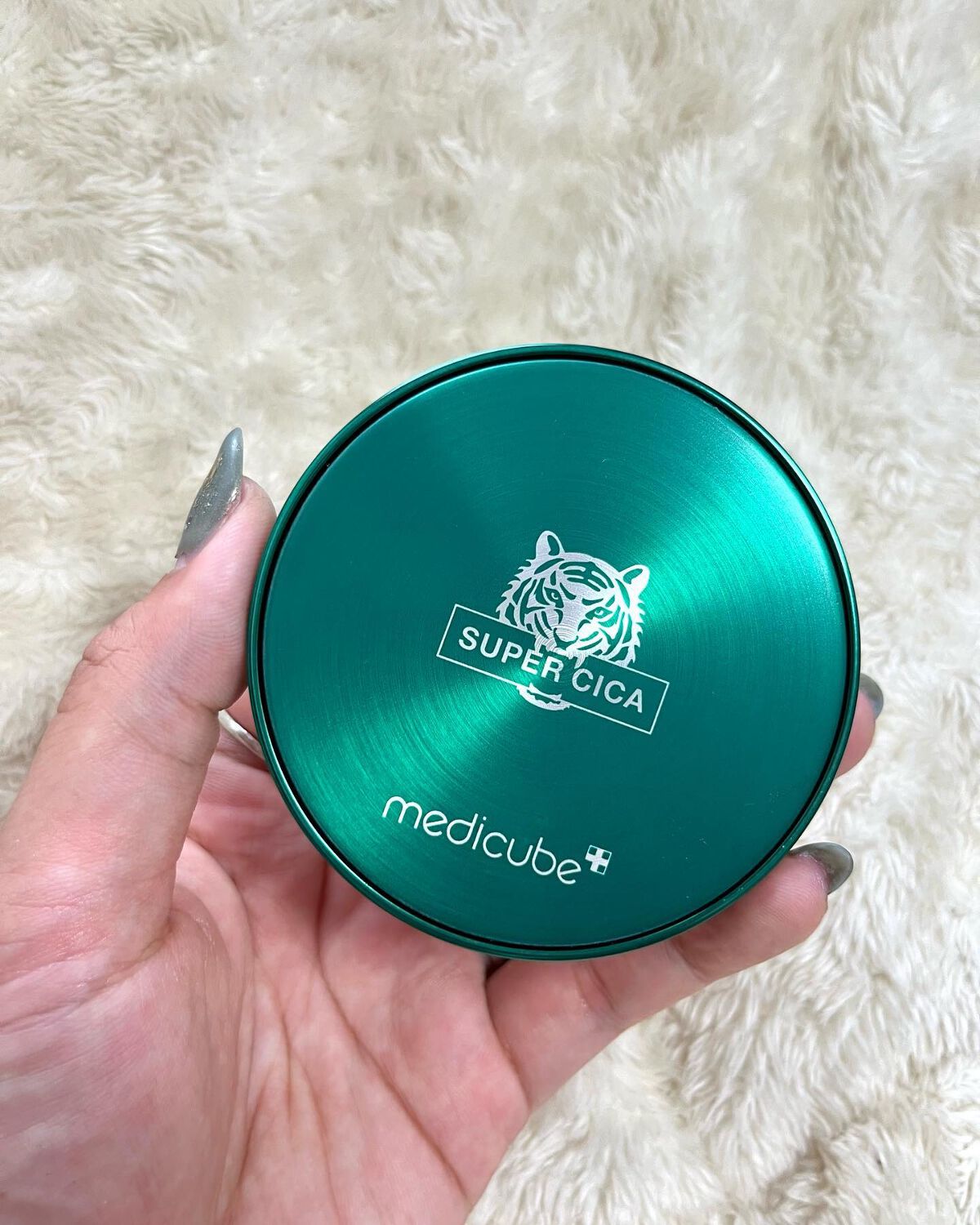 スーパーシカクッション 22号/MEDICUBE/クッションファンデーションを使ったクチコミ（3枚目）